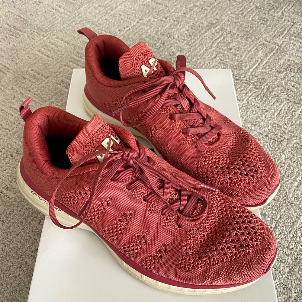 Size 9.5 Women's APL Pro Sneakers Cedar Red